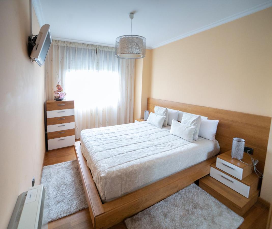 Galihost - Precioso Apartamento Con Parking En Vilagarcia 维拉加尔西亚·德·阿劳萨 外观 照片